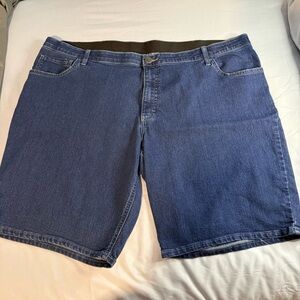 Plus Size 26 W/M Blue Denim Shorts